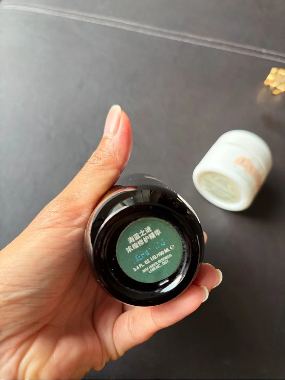 La Mer lamer bottle jar containers the concentrate & cream